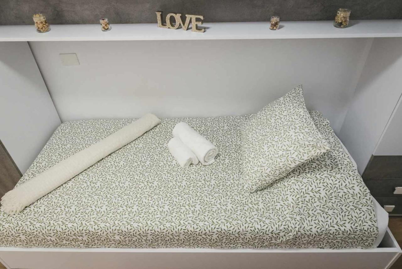 El Rinconcito De Lola Apartment กันเดลาเรีย ภายนอก รูปภาพ